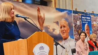 [Patronat Fronda.pl - RELACJA] Papieski wieczór refleksji i wzruszeń w 10-lecie kanonizacji Jana Pawła II