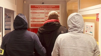 Handel lewym oprogramowaniem i pornografia dziecięca na laptopie. 46-latek w rękach policji