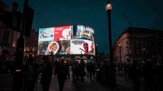 Trybunki reklamowe - skuteczne narzędzie promocji Twojej marki [Materiał promocyjny]