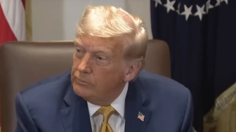 „Powiedziałem Putinowi, że zbombarduję Moskwę”. Media ujawniły nagranie z Trumpem