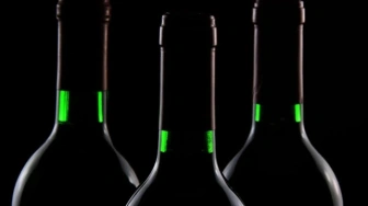 Unia nie blokuje walki z reklamą alkoholu? Ekspertka: to mit oparty na nadinterpretacji