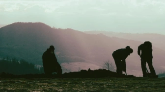 Tajemnica na górskim szlaku. Jak zaplanować integrację z motywem śledztwa? [Materiał promocyjny]