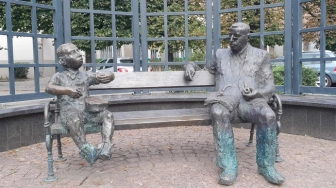 Marek Formela dla Frondy: Gdańsk z Grassem, a… gdzie pomnik Wybickiego?