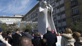 „Obraz zdrowotny pozostaje złożony”. Nowe informacje o stanie papieża Franciszka