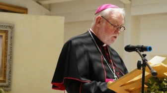 Groźba wojny nuklearnej. Abp Gallagher: Świat stanął na rozdrożu