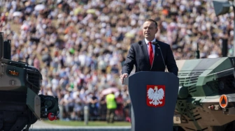Prezydent: Linia Wisły nie jest granicą Polski!