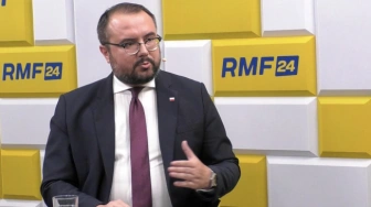 Polska donosi obcemu państwu na swoich obywateli. Jabłoński: Sikorski idzie w ślady Putina i Łukaszenki