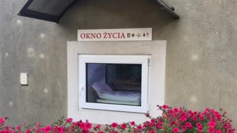 Pierwszy noworodek uratowany w chojnickim Oknie Życia