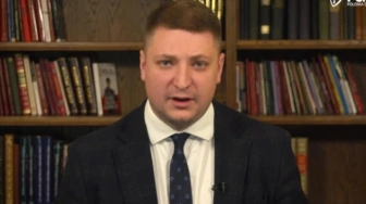Wściekły kardynał opuścił Watykan? Chmielewski: Konserwatyści zwierają szeregi