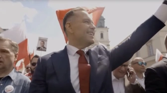 Na nic wysiłki „Silnych Razem”! Polacy zadowoleni z nowego prezydenta