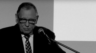 „Barbarzyństwo, głupota, hańba”. Posłowie PiS stanowczo o usunięciu tablicy prof. Szyszki