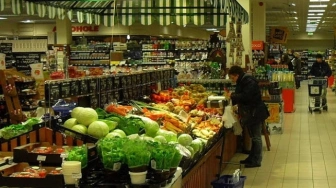 Minister finansów podpisała rozporządzenie przedłużające 'zerową' stawkę VAT na żywność