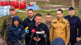 Pożar na Lubelszczyźnie. Kierwiński: Jesteśmy umiarkowanymi optymistami