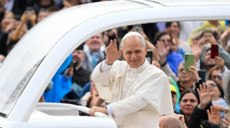 Papież zawierzył Polaków Maryi, Królowej Pokoju