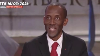 „Uległość” Houellebecqa staje się faktem. Semka dla Frondy: Biała lewica zdezorientowana