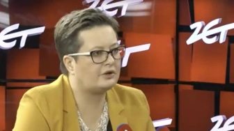 Jak za PRL-u. Resort Nowackiej wysyła kuratorów do szkół, w których będą dodatkowe lekcje religii