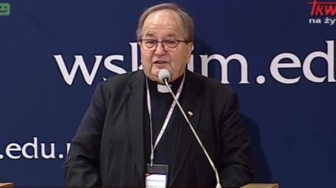 Oczernili o. Rydzyka. Teraz rozgłośnia publikuje sprostowanie