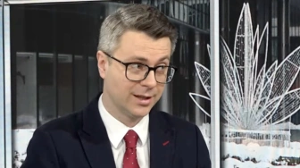 Piotr Müller: Donald Tusk będzie dalej grał służbami