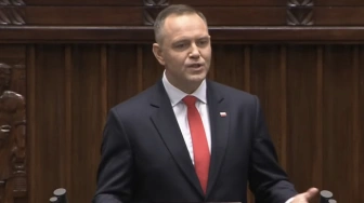 Ustawa wiatrakowa. Prezydent: Premier szantażuje nie tyle mnie, co Polaków