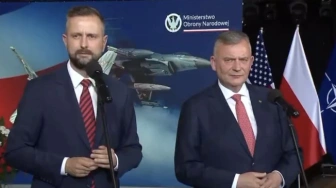 „Planuje pan konsultacje z KN?” Kompromitacja neo-TVP na konferencji szefa MON