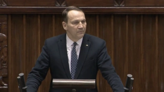 „Antek, świrze, gdzie są Caracale?”. Sikorski pokazał prawdziwą twarz