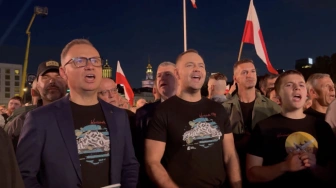 „Modliłam się za Pana”. Wzruszające spotkanie prezydenta elekta z uczestniczką Powstania