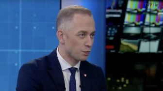 Totalny odlot! Tomczyk chce obarczyć prezydenta Nawrockiego winą za… rozmowę Trumpa z Putinem