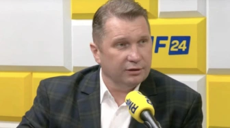 Ukrainka sprowadza imigrantów z Afryki do Lublina. Prof. Czarnek: Kto dał im mandat?