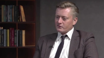 Skandaliczny wyrok TSUE. Mec. Lewandowski: Tak Polacy są robieni w konia
