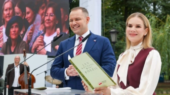 „Czego chcesz od nas, Panie, za Twe hojne dary?”. Para Prezydencka czyta Kochanowskiego