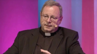 Bp Bätzing: nie wycofamy się z błogosławieństw dla homozwiązków