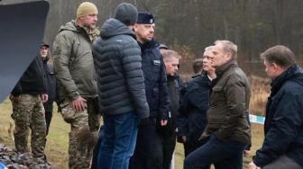 Premier: Chcieli wysadzić pociąg