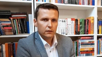 Dariusz Rozwadowski dla Frondy: Kraje UE, w tym Polska, wprowadzają do edukacji reformy bolszewików