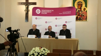 Biskupi na Jasnej Górze: Stajemy mocno w obronie lekcji religii