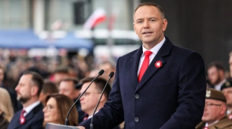 W badaniu CBOS bez zmian! Prezydent liderem zaufania wśród Polaków