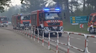 Samolot bez uprawnień to nie wszystko. Strażacy muszą prosić mieszkańców o jedzenie