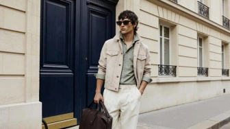 Bawełna czy len? Najlepsze koszulki męskie na upalne, letnie dni [Materiał promocyjny]