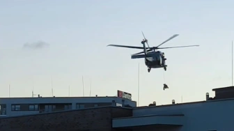 Policyjna akcja w Warszawie. Na miejscu uzbrojeni funkcjonariusze i śmigłowiec