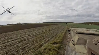 Londyn zwiększa wsparcie dla Kijowa. Setki tysięcy dronów trafią na front