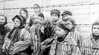 Niemiecka prowokacja historyczna? "FAZ" zarzuca Polakom współudział w Holokauście