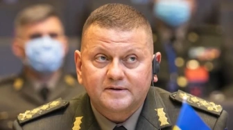 Załużny buduje sztab w Londynie. Były głównodowodzący szykuje polityczne starcie z Zełenskim