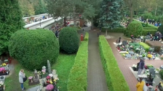 Joanna Formela dla Frondy: Święto Wszystkich Świętych i drogich nam Bliskich, którzy odeszli…