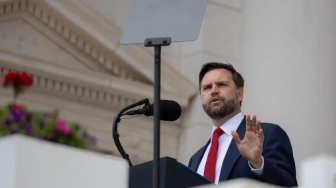 JD Vance: chcemy, żeby Zełenski też omówił warunki zakończenia wojny