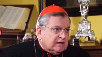 „Nie jest jasne, co to znaczy” - kard. Burke mocno o synodalności