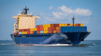 Cieśnina Ormuz. Francuski kontenerowiec przełamuje impas