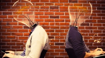 Zarządzanie informacją i równowaga pomiędzy logiką a wyobraźnią