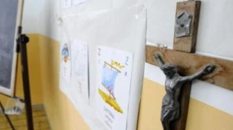 Ministerstwo łamie Konstytucję – szkoły nie wiedzą co robić. Opinia prawna Ordo Iuris