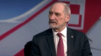 A. Macierewicz demaskuje kłamstwa w sprawie Smoleńska