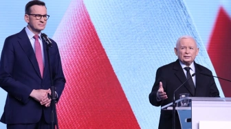 PiS po siedmiu godzinach rozmów. Jarosław Kaczyński ogłasza kompromis