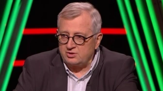 Siwiec straszy skutkami odejścia Czarzastego